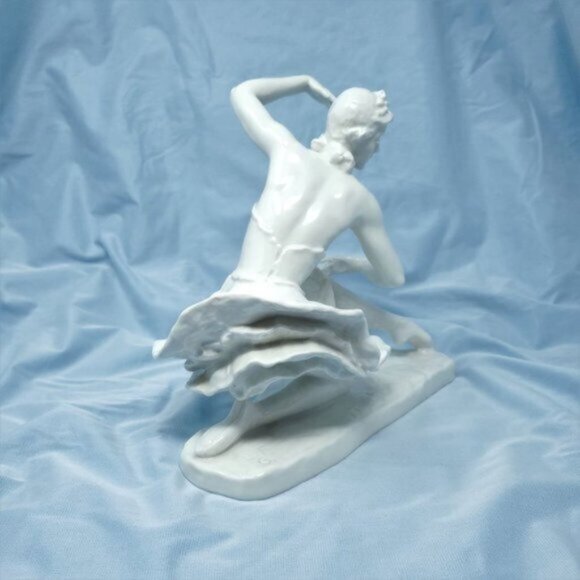 Rosenthal Daisy Spies Ballerina Porcelain Figurine by Lore Friedrich Gronau - Picture 4 of 10